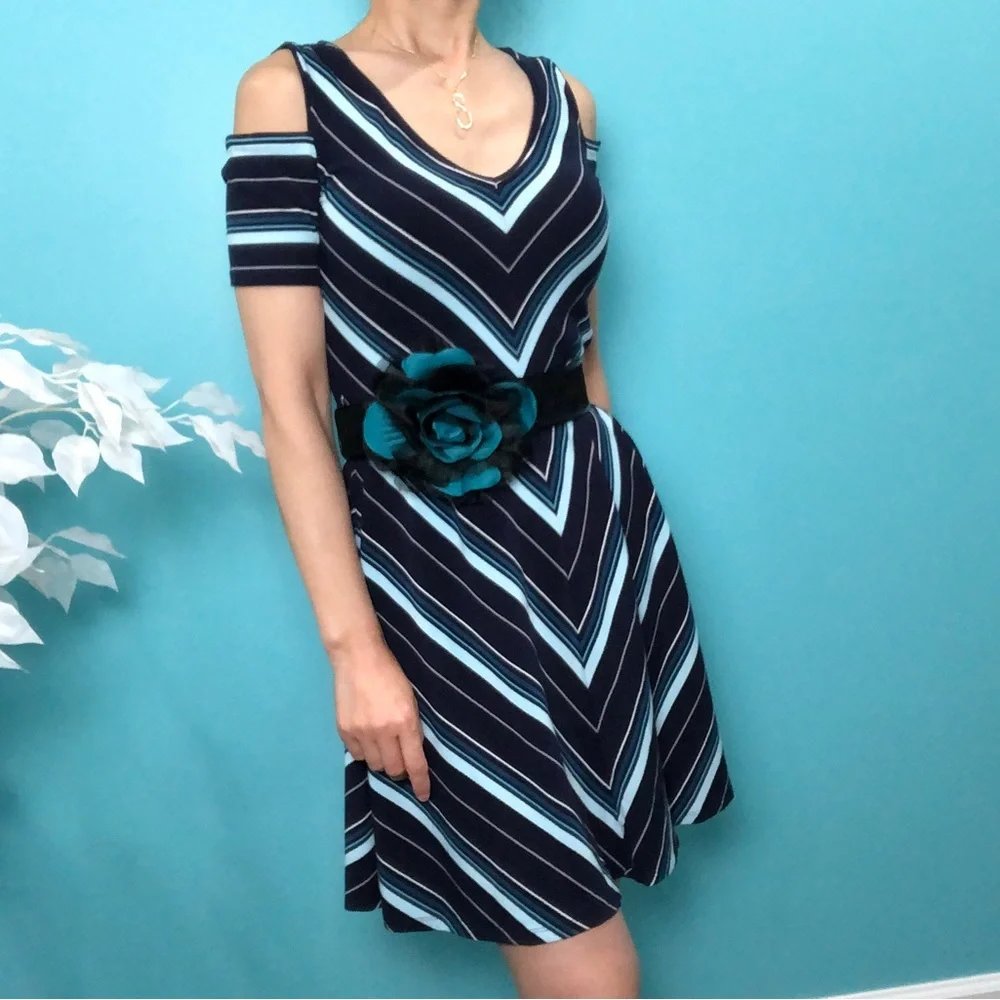 White House Black Market (WHBM) Cold Shoulder Knit Trapeze Dress - Picture 2 of 10